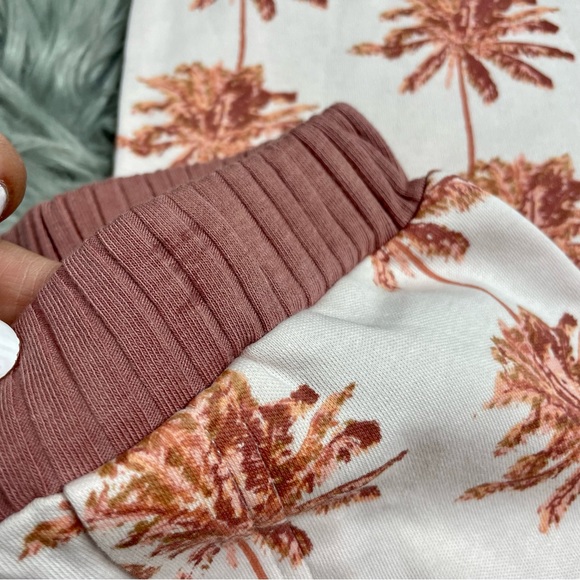 Kate Quinn matching girl outfit | NWT | 🌴 - Picture 6 of 6